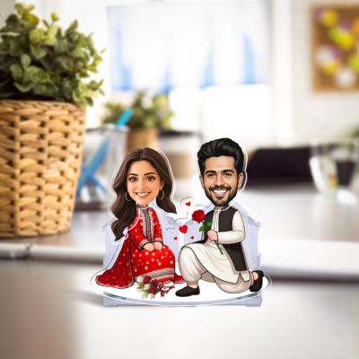 Personalized Couple Bobblehead Caricature Gift for Husband, Wife, Girlfriend, Boyfriend & Friends Solar Powered Moving Head Couple Gift for Birthday (Wedding Purpose Gift)